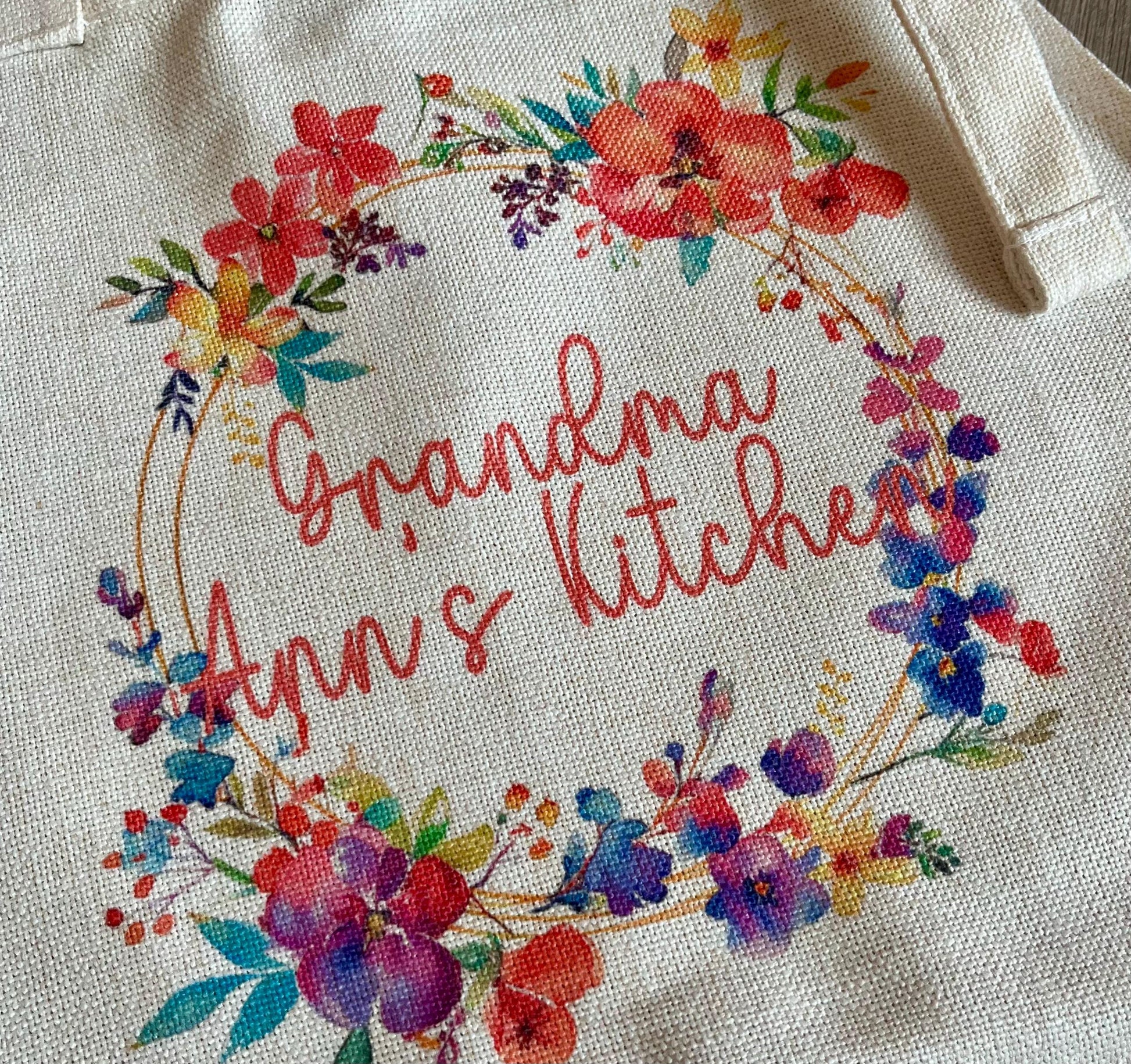 Personalised nanny flower apron gift grandkids grandmother custom present pinny, Grandmas baking apron, Nannys cooking apron